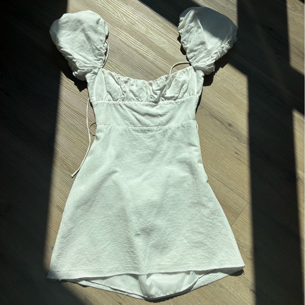 Zara Elegant White Backless Dress